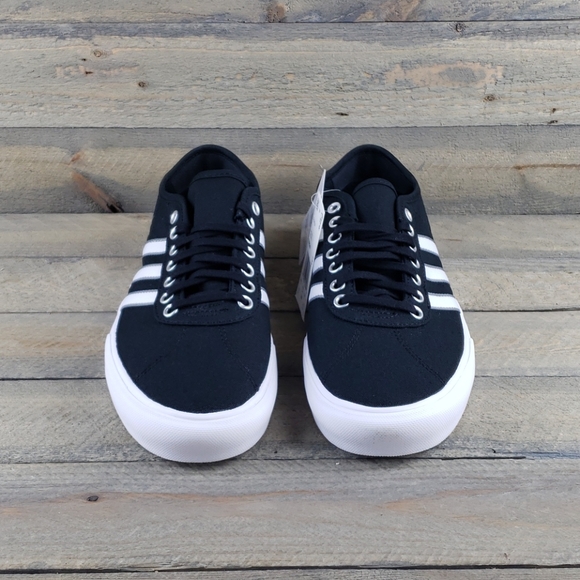 adidas Originals Delpala Casual/Skate Sneakers - Picture 5 of 8